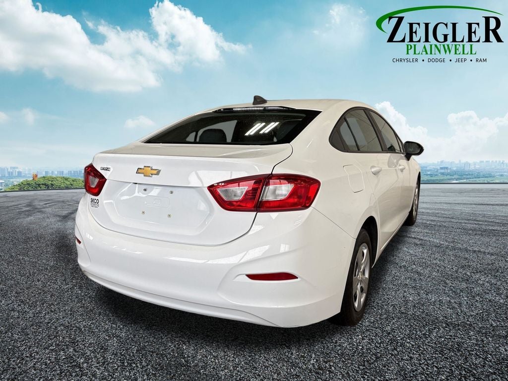 2018 Chevrolet Cruze LS