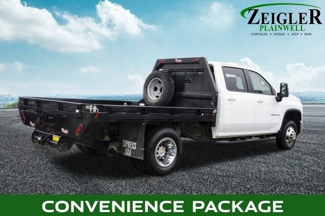 2024 Chevrolet Silverado 3500HD LT Flat Form Bed with Gooseneck Hitch