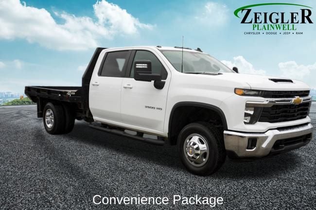 2024 Chevrolet Silverado 3500HD LT Flat Form Bed with Gooseneck Hitch