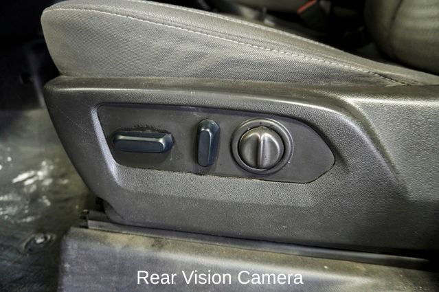 2023 Chevrolet Silverado 2500HD LT Rear Vision Camera & Apple CarPlay/Android Auto