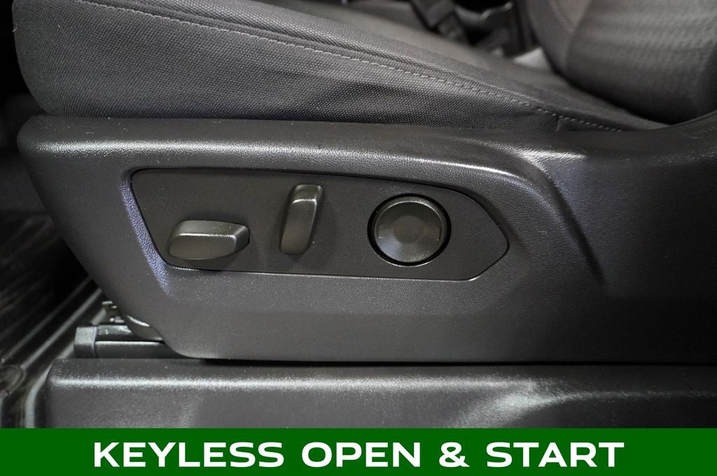 2025 Chevrolet Silverado 1500 LT Navigation System & 12.3" Multicolor Reconfigurabl