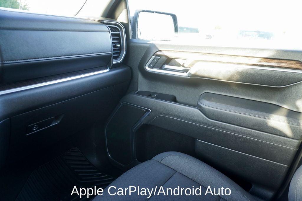 2025 Chevrolet Silverado 1500 LT 12.3" Multicolor Reconfigurable Digital Display &