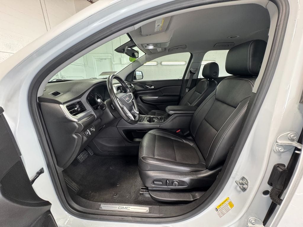 2020 GMC Acadia SLT