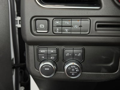 2024 GMC Yukon SLT Navigation System