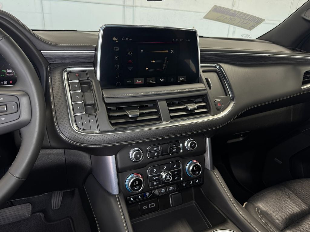 2024 GMC Yukon SLT Navigation System