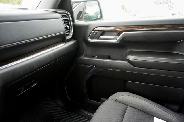 2023 GMC Sierra 1500 SLE Navigation System & HD Rear Vision Camera