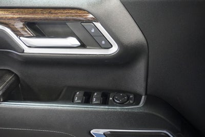 2023 GMC Sierra 1500 SLE Navigation System & Remote Vehicle Starter System