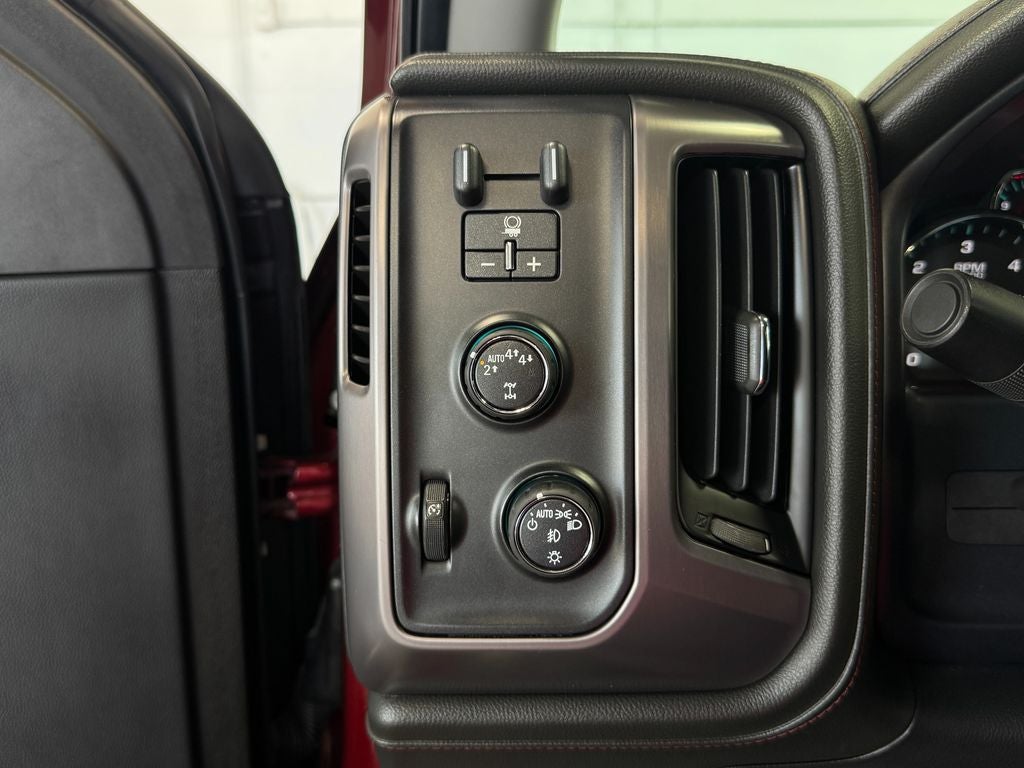 2017 GMC Sierra 1500 SLT Trailering Equipment