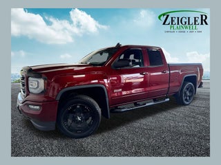 2017 GMC Sierra 1500 SLT Trailering Equipment