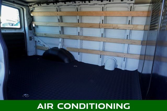 2024 GMC Savana 2500 Work Van Driver Convenience Package