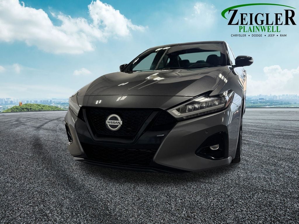 2021 Nissan Maxima SR Power moonroof