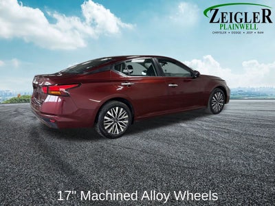 2023 Nissan Altima 2.5 SV Apple Car Play