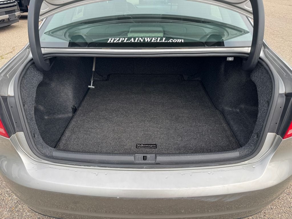 2014 Volkswagen Passat 1.8T SE
