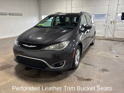 2017 Chrysler Pacifica Touring L Plus