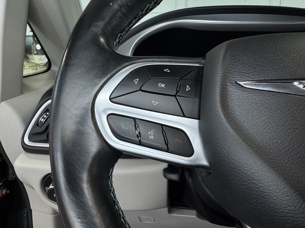 2018 Chrysler Pacifica Hybrid Touring L