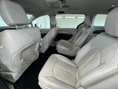 2018 Chrysler Pacifica Hybrid Touring L
