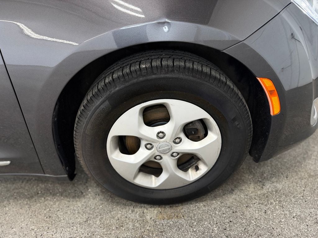 2018 Chrysler Pacifica Hybrid Touring L
