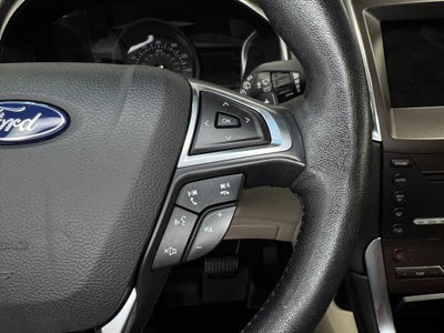 2019 Ford Edge Titanium Panoramic Vista Roof