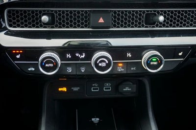 2022 Honda Civic Touring Navigation System & Power moonroof