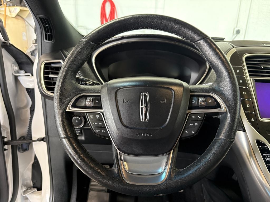 2019 Lincoln Nautilus Standard Alloy wheels