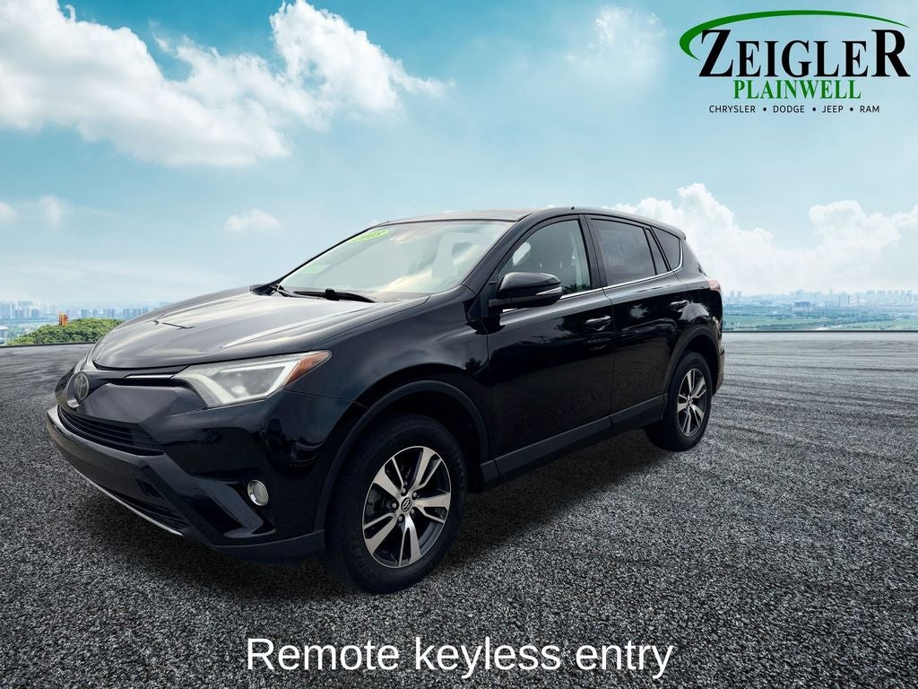2018 Toyota RAV4 XLE Power moonroof