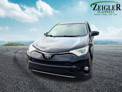 2018 Toyota RAV4 XLE Power moonroof