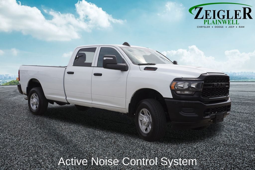 2023 RAM 3500 Tradesman Navigation System & ParkView Rear Back-Up Camera