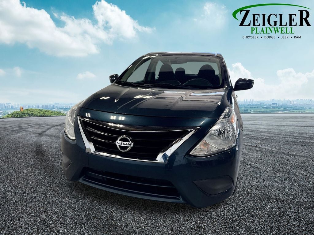2017 Nissan Versa 1.6 S Plus