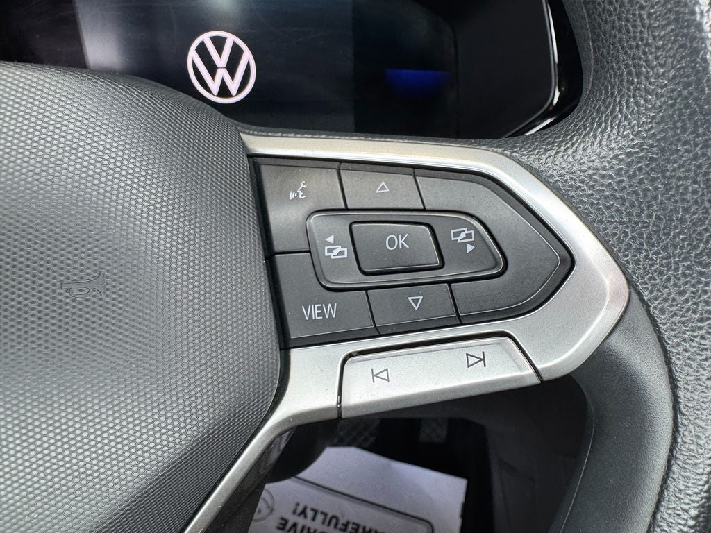 2022 Volkswagen Taos 1.5T S Alloy wheels