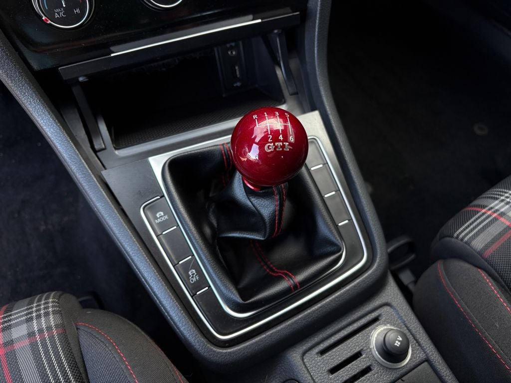 2016 Volkswagen Golf GTI S