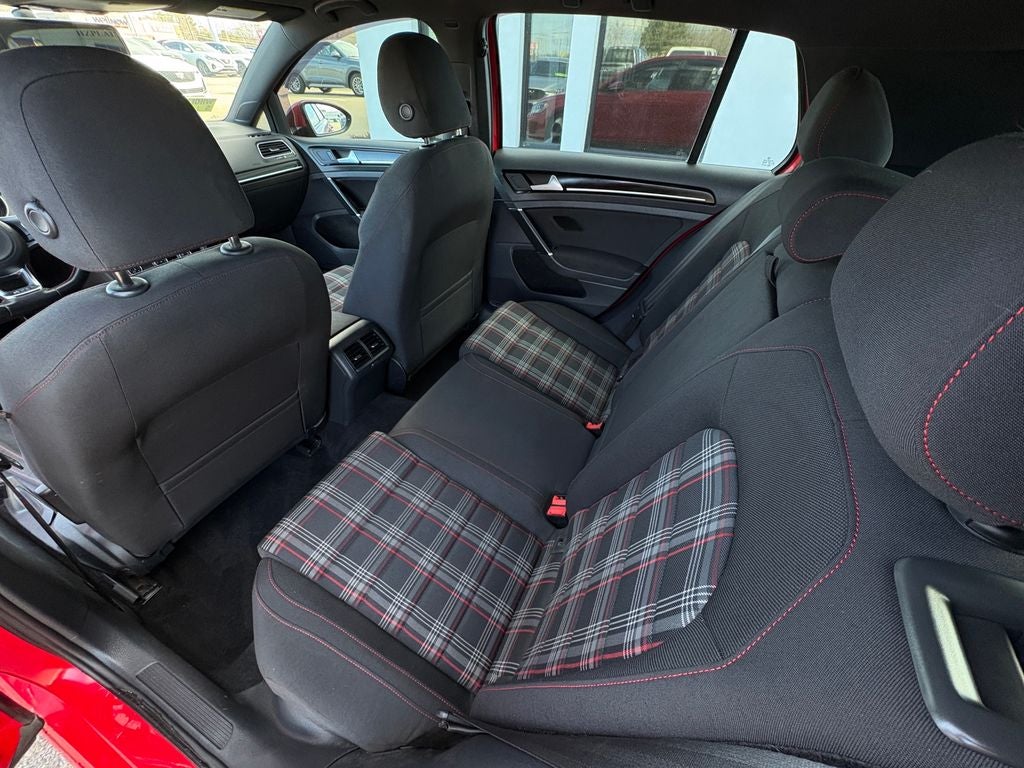 2016 Volkswagen Golf GTI S