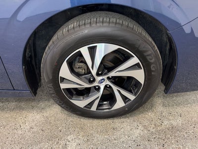 2025 Subaru Legacy Base
