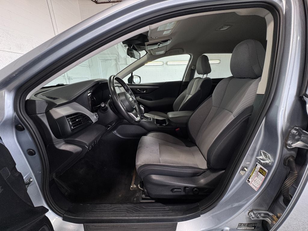 2023 Subaru Outback Premium Alloy wheels