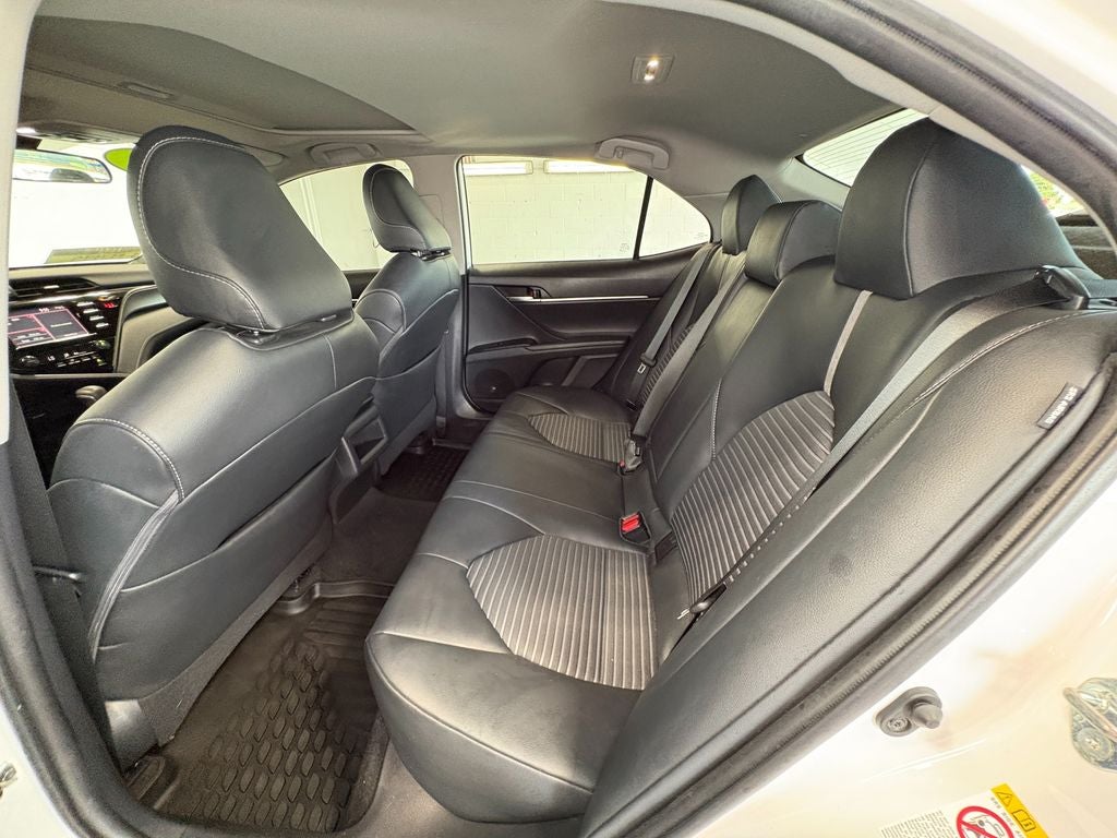 2019 Toyota Camry SE Power Tilt/Slide Moonroof