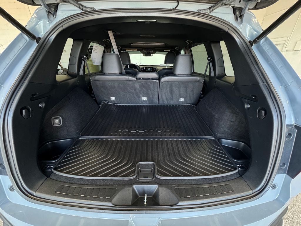 2022 Honda Passport Elite Navigation system: Honda Satellite-Linked Navigati