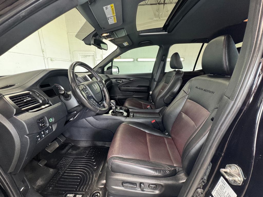 2019 Honda Ridgeline Black Edition Power moonroof