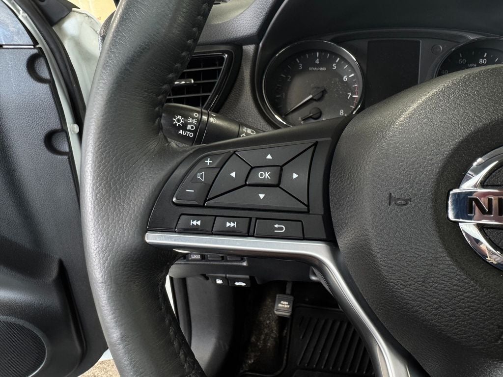 2017 Nissan Rogue SL Navigation System