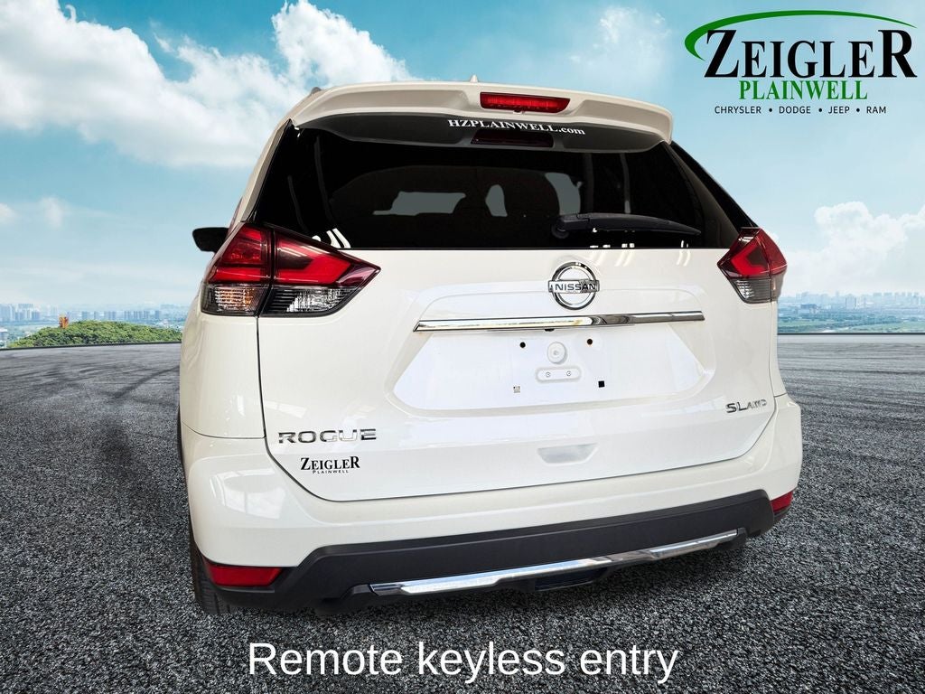 2017 Nissan Rogue SL Navigation System