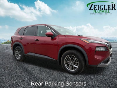 2022 Nissan Rogue S Blind Spot Warning