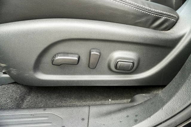 2024 Nissan Murano SV Navigation & Panoramic Moonroof