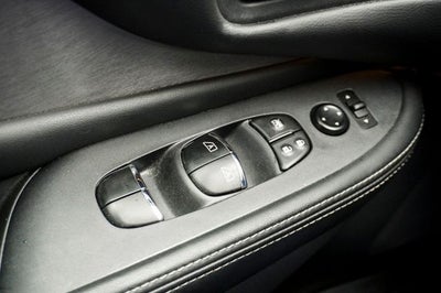 2024 Nissan Murano SL Power moonroof & Navigation System