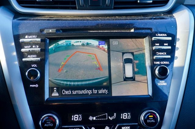 2020 Nissan Murano Platinum Power moonroof & Navigation System