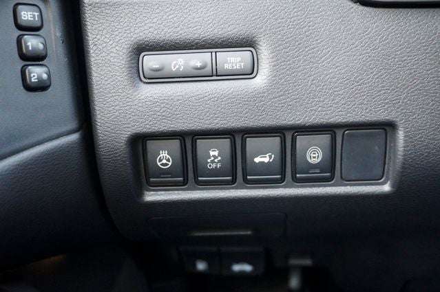 2023 Nissan Murano Platinum Power moonroof & Navigation System