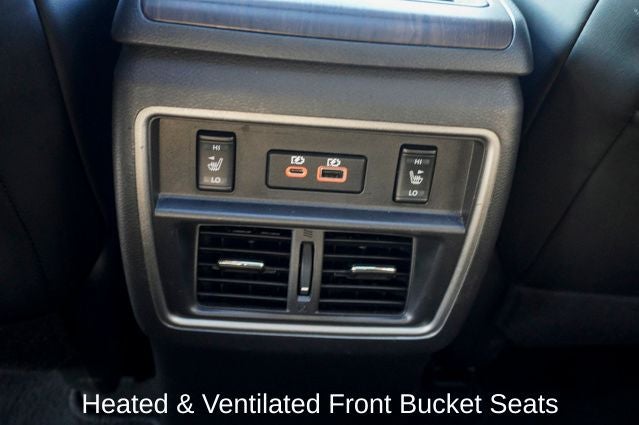 2024 Nissan Murano Platinum Power moonroof & Navigation System