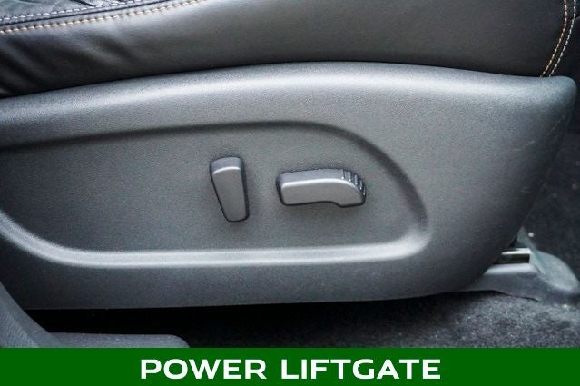 2021 Nissan Murano Platinum Power moonroof & Navigation System