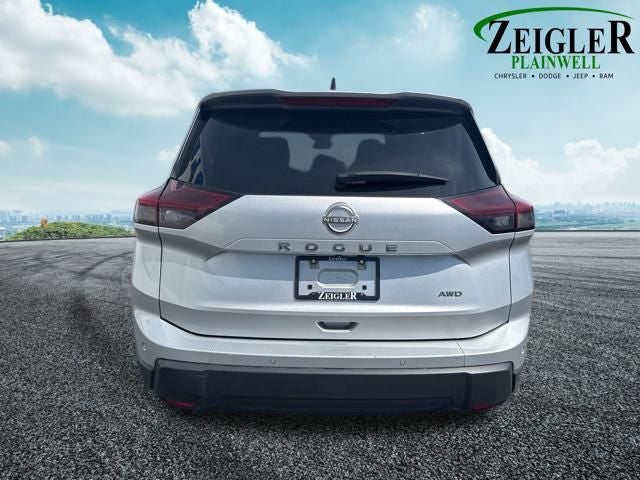 2024 Nissan Rogue S