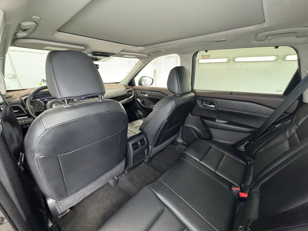 2023 Nissan Rogue SV Panoramic Moonroof