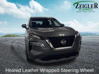 2023 Nissan Rogue SV Panoramic Moonroof