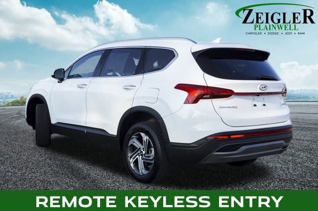 2023 Hyundai Santa Fe SEL Navigation System & Apple CarPlay & Android Auto