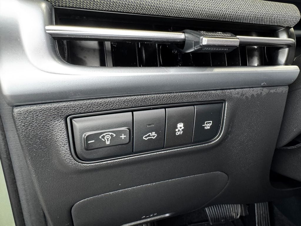 2025 Hyundai Santa Cruz Limited Power moonroof
